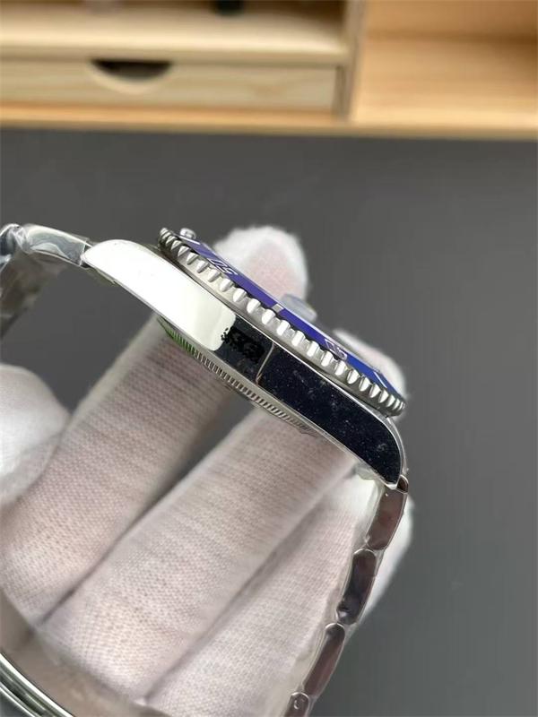 Rolex Submariner Date 40mm 116619LB Blue Dial Blue Cerachrom Bezel Oyster Bracelet Watch - Imagen 8