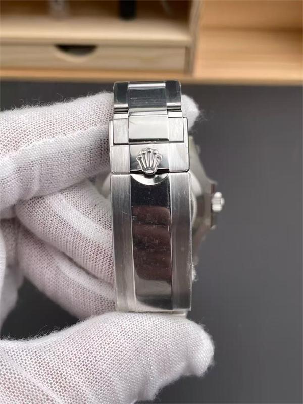 Rolex Submariner Date 40mm 116619LB Blue Dial Blue Cerachrom Bezel Oyster Bracelet Watch - Imagen 4