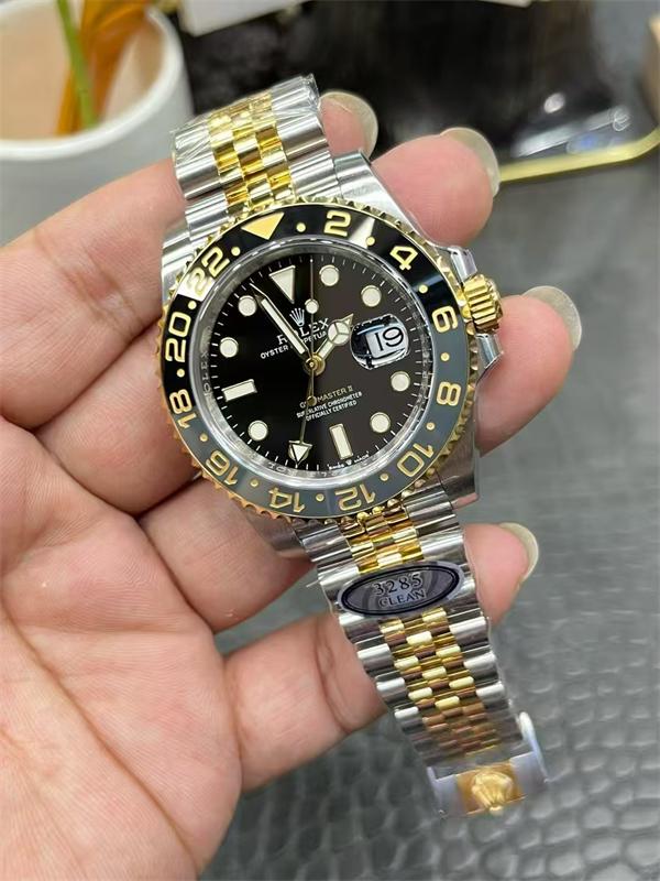 Rolex GMT-Master II 40mm 126713GRNR Yellow Rolesor Black Dial Grey Black Cerachrom Bezel Jubilee Bracelet Watch - الصورة 5