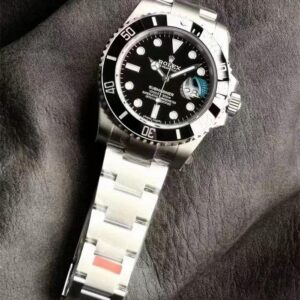 Rolex Submariner Date 41mm 126610LN Black Dial Black Cerachrom Bezel Oyster Bracelet Watch