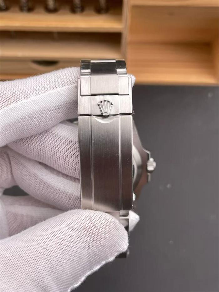 Rolex Submariner Date 40mm 116610LV Green Dial Green Bezel Oyster Bracelet Watch – Bild 7