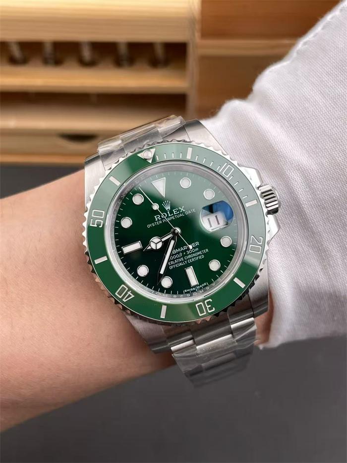 Rolex Submariner Date 40mm 116610LV Green Dial Green Bezel Oyster Bracelet Watch – Bild 3
