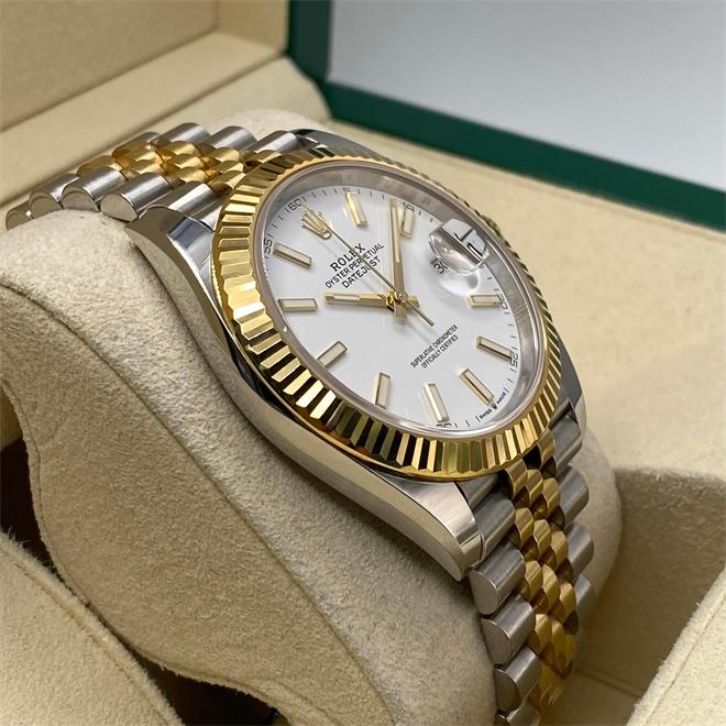 Datejust 41 126333 Style Oystersteel and Yellow Gold White Dial Fluted Bezel Watch – Bild 2