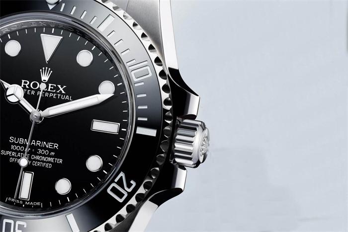 Rolex Submariner close-up dial bezel and crown guard
